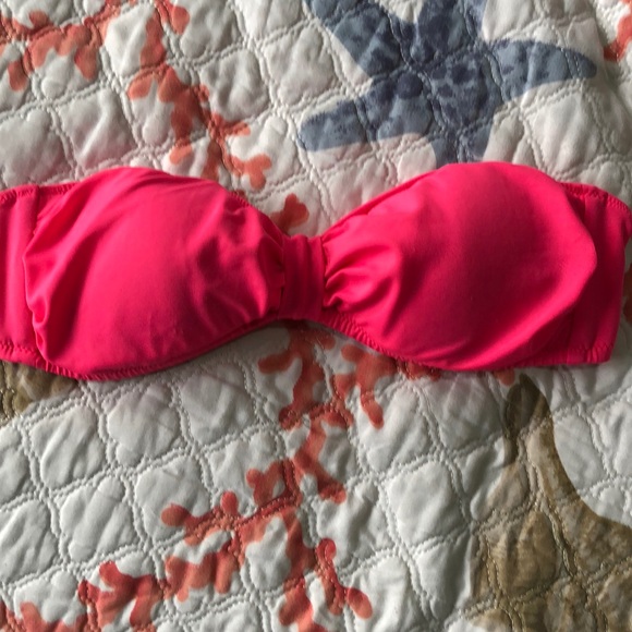 Victoria’s Secret swim top - Picture 2 of 3